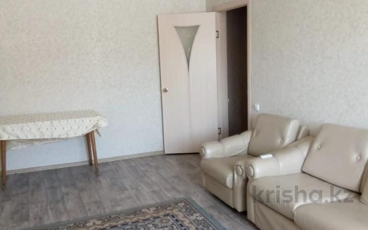 2-комнатная квартира, 46 м², 4/5 этаж, назарбаева за 12.3 млн 〒 в Петропавловске — фото 2