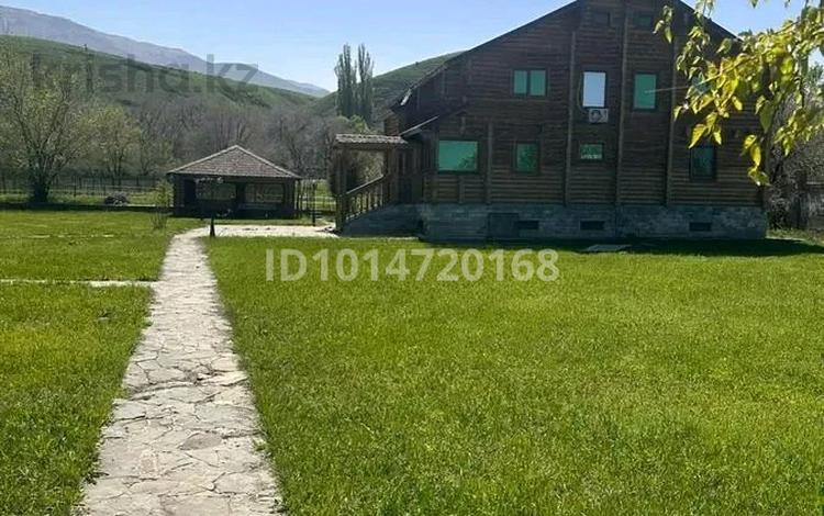 Отдельный дом · 9 комнат · 336 м² · 100 сот., Верхняя Какеленская трасса — улица Карасая батыра за 90 млн ₸ в Шамалгане — фото 2