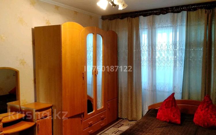2-комнатная квартира · 57 м² · 3/5 этаж, 17-й микрорайон, 17-й микрорайон за 20 млн ₸ в Шымкенте, Аль-Фарабийский р-н — фото 2