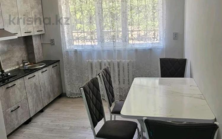 2-комнатная квартира · 63 м² · 1/9 этаж, мкр Нурсат 2 — Синий дом за кафе Ладушки за 180 000 ₸ в Шымкенте, Каратауский р-н — фото 2