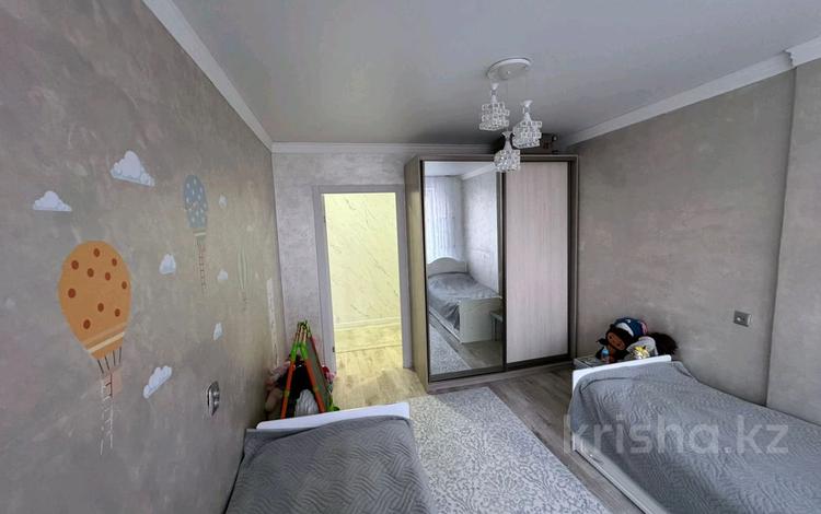 1 комната · 20 м² · 8/9 этаж, Кунаева 4 за 50 000 ₸ в Уральске — фото 2