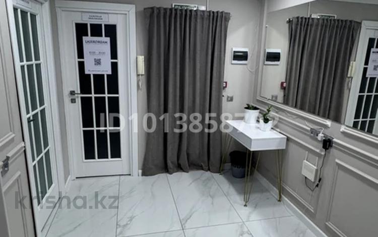 Сұлулық салондары · 110 м², бағасы: 63 млн ₸ в Актобе, мкр 11 — фото 2