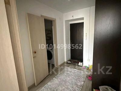 1-бөлмелі пәтер · 38 м² · 2/5 қабат, Есенберлина 31/4, бағасы: 17 млн ₸ в Усть-Каменогорске