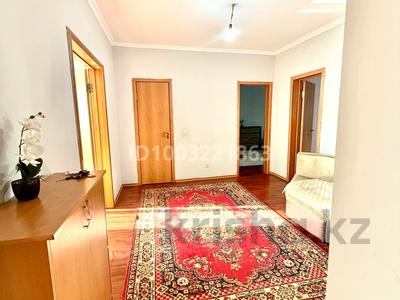 3-комнатная квартира · 105 м² · 2/9 этаж, Шолпан Иманбаевой 8 — Угол Иманова Иманбаевой за 23 000 ₸ в Астане, р-н Байконур