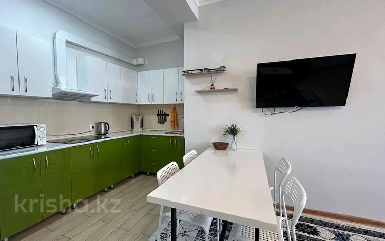3-бөлмелі пәтер · 90 м² · 11/19 қабат, 7А ш/а. 21, бағасы: 30 000 ₸ в Актау, 7А мкр — фото 5