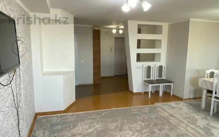 2-комнатная квартира · 65 м² · 7/10 этаж, мкр 5, Алии Молдагулова за 18 млн ₸ в Актобе — фото 4