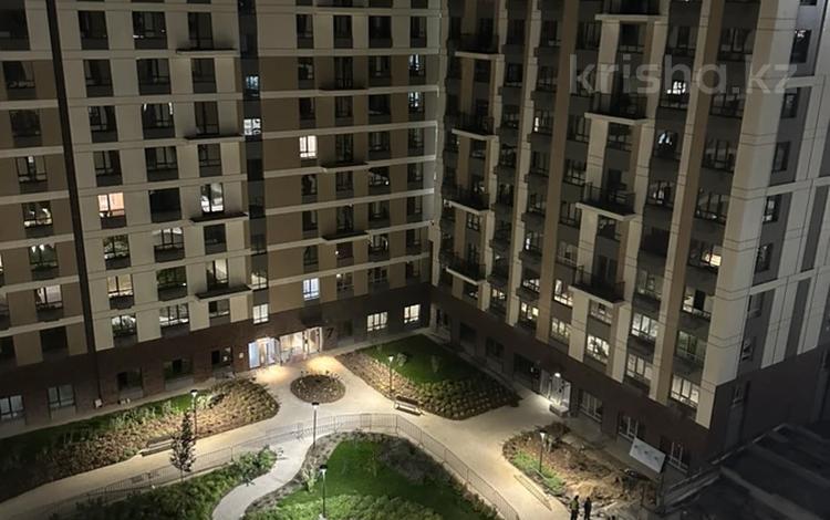 1-комнатная квартира · 40 м² · 10/12 этаж, мкр Акжайык, К. Толеметова 83 за 190 000 ₸ в Шымкенте, Абайский р-н — фото 2
