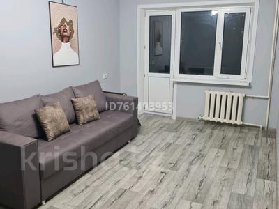 2-бөлмелі пәтер · 43.9 м² · 4/5 қабат, мкр Юго-Восток, Строителей 17 — Рынок Арай, бағасы: 200 000 ₸ в Караганде, Казыбек би р-н