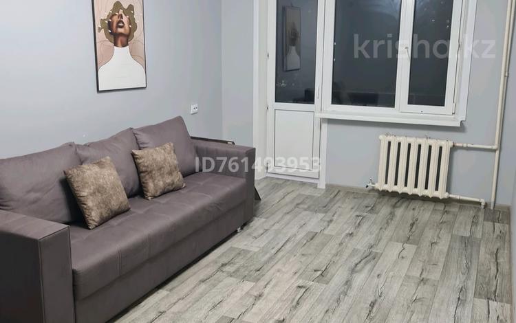 2-бөлмелі пәтер · 43.9 м² · 4/5 қабат, мкр Юго-Восток, Строителей 17 — Рынок Арай, бағасы: 200 000 ₸ в Караганде, Казыбек би р-н — фото 2