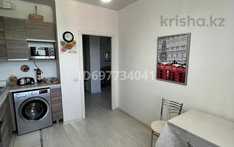 2-комнатная квартира · 75 м² · 3/7 этаж, мкр Юго-Восток, Просп. Республики 42 за 250 000 ₸ в Караганде, Казыбек би р-н — фото 2