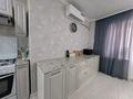 2-бөлмелі пәтер · 71.3 м² · 8/9 қабат, Кердери, бағасы: 32 млн ₸ в Уральске, мкр Школьник — фото 13