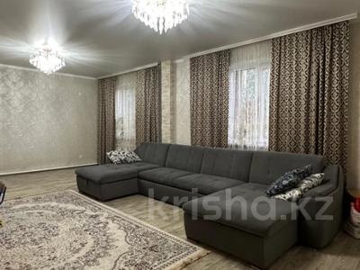 Отдельный дом · 4 комнаты · 240 м² · 20 сот., Энтузиастов за 71 млн 〒 в Бишкуле