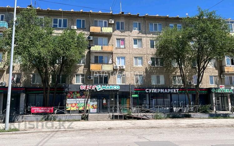 Свободное назначение, магазины и бутики · 620 м² за 250 млн ₸ в Атырау, мкр Привокзальный-5 — фото 2