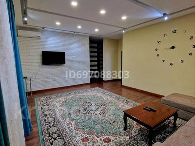 2-бөлмелі пәтер · 111 м² · 4 қабат, 17-й мкр 1 — ЖК Грин Плаза, ЖК Оазис, ЖК Флоренция, бағасы: 300 000 ₸ в Актау