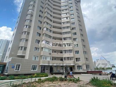 1-комнатная квартира, 42 м², 19/22 этаж помесячно, Нажимеденова 10 за 16 млн 〒 в Астане, Алматы р-н