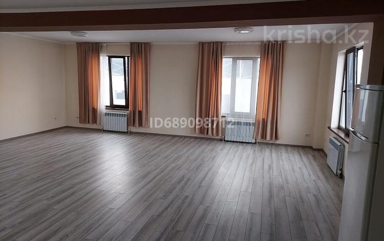 Свободное назначение, офисы, магазины и бутики, склады · 80 м² за 260 000 〒 в Туздыбастау (Калинино) — фото 4