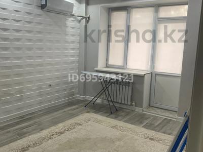 1-комнатная квартира, 41 м², 3/3 этаж помесячно, мкр Жеруйык, Нарембаев К 17/1 — Учебный центр NCOC за 160 000 〒 в Атырау, мкр Жеруйык