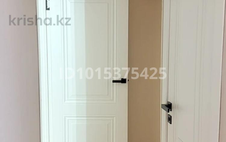 2-бөлмелі пәтер · 43.8 м² · 3/4 қабат, розыбакиева 206, бағасы: 33 млн ₸ в Алматы, Бостандыкский р-н — фото 2