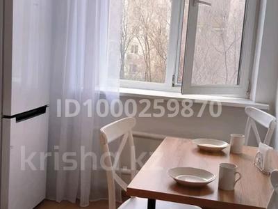 Аренда квартир в Алматы: 1-комнатная квартира · 40 м² · 3/14 этаж · помесячно, мкр Самал-1 — Жолдасбекова- Мендикулова за 350 000 〒 1-комнатная квартира · 40 м² · 3/14 этаж · помесячно, мкр Самал-1 — Жолдасбекова- Мендикулова за 350 000 〒 в Алматы, Медеуский р-н