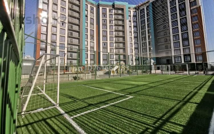 3-комнатная квартира · 120 м² · 4/12 этаж, мкр Нурсая, Маденова 1В — Абулхайыр хана за 470 000 ₸ в Атырау — фото 2