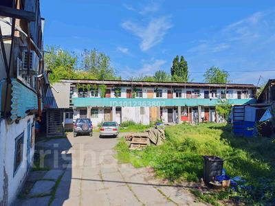 Отдельный дом · 10 комнат · 400 м² · 15 сот., мкр Шапагат 60, 61 — Головацкого за 120 млн ₸ в Алматы, Алатауский р-н