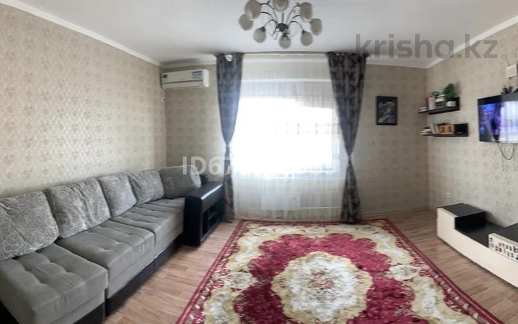 3-комнатная квартира · 83 м² · 1/5 этаж, 21-й мкр 37/1 за 19 млн 〒 в Актау — фото 2