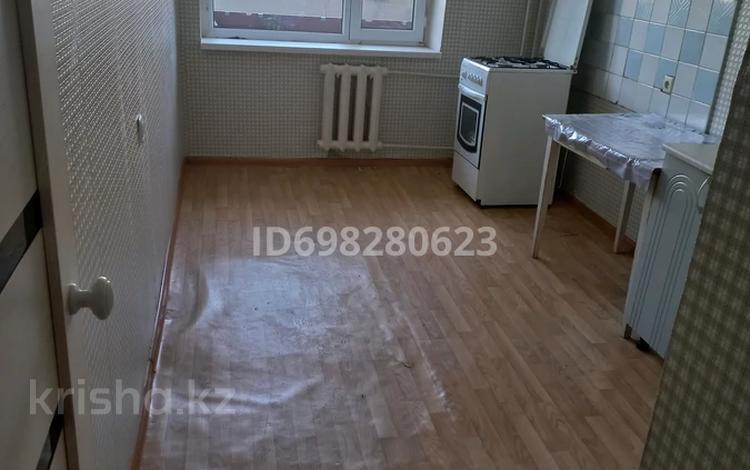 1-комнатная квартира · 38.5 м² · 2/5 этаж, Микрорайон 28А 8 за 8 млн ₸ в Актау — фото 2
