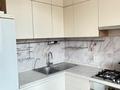 2-бөлмелі пәтер · 52 м² · 4/5 қабат, мкр Самал-1 16, бағасы: 400 000 ₸ в Алматы, Медеуский р-н — фото 2