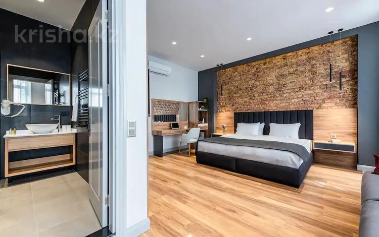 2-бөлмелі пәтер · 70 м² · 7/19 қабат, Сатпаева 30а — Центральный стадион, бағасы: 20 000 〒 в Алматы, Бостандыкский р-н — фото 7