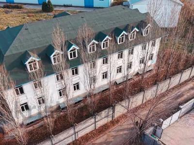 Свободное назначение, офисы, магазины и бутики, склады, азс, автосервисы и автомойки, общепит, салоны красоты, сельское хозяйство, бани, гостиницы и зоны отдыха, фитнес и спорт, медцентры и аптеки, образование, развлечения, конференц-залы, кабинеты и рабочие места, студии · 3200 м² за ~ 4.9 млн 〒 в Иргели