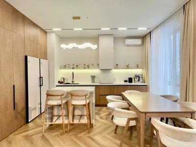 4-бөлмелі пәтер · 200 м² · 3/3 қабат, Шаймерденова — Жандосова, бағасы: 235 млн ₸ в Алматы, Ауэзовский р-н