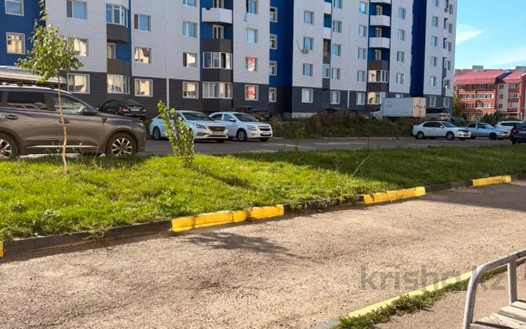 1-комнатная квартира · 45 м² · 1/5 этаж, Есенберлина 8/2 за 17.6 млн ₸ в Усть-Каменогорске — фото 7