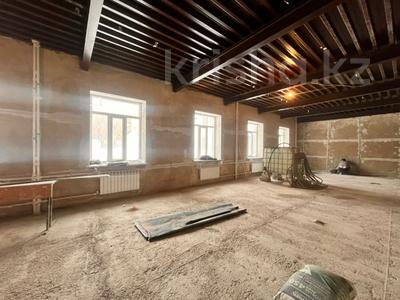 Офисы, кабинеты и рабочие места · 170 м² за 1.7 млн 〒 в Караганде, Казыбек би р-н