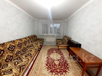 2-комнатная квартира · 43.9 м² · 1/5 этаж, мкр Михайловка , Касыма Аманжолова 21 за 16 млн ₸ в Караганде, Казыбек би р-н