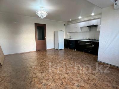 2-комнатная квартира · 48.3 м² · 4/5 этаж, камбар бытыр 8 за 14.5 млн 〒 в Уральске