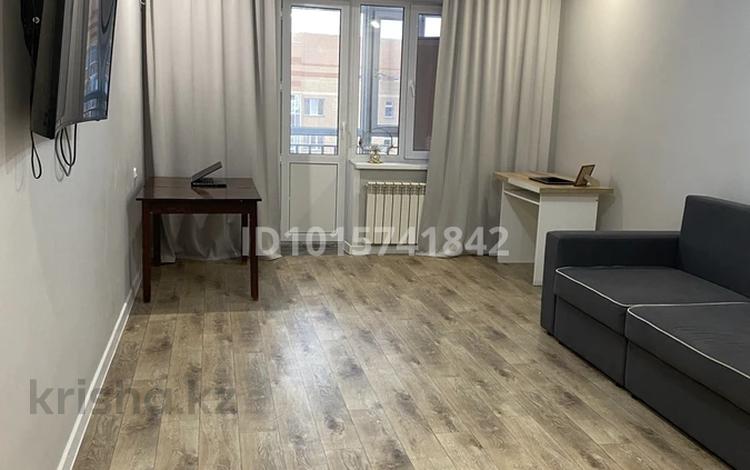 3-бөлмелі пәтер · 88 м² · 9/9 қабат, Самал 94/1, бағасы: 34 млн ₸ в Уральске — фото 2