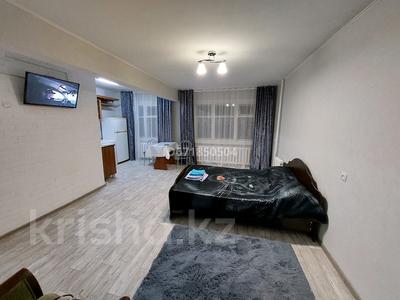 1-комнатная квартира · 30 м², Ул.Казахстан 94 за 9 000 ₸ в Усть-Каменогорске