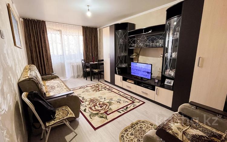1-комнатная квартира, 31 м², 3/5 этаж, 2мкр за 9.5 млн 〒 в Талдыкоргане, мкр Жетысу — фото 2
