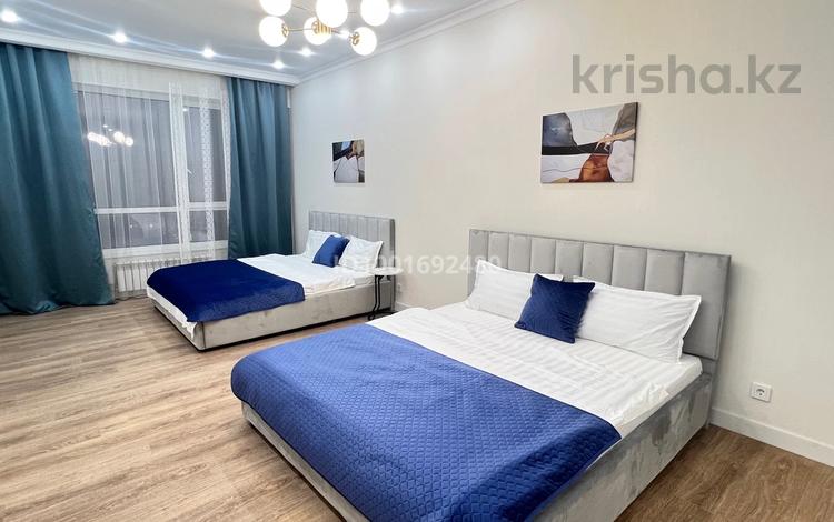 4-бөлмелі пәтер · 160 м² · 4 қабат, Сейфуллина 416 — ТЦ “Mega Park”, бағасы: 65 000 ₸ в Алматы, Алмалинский р-н — фото 2