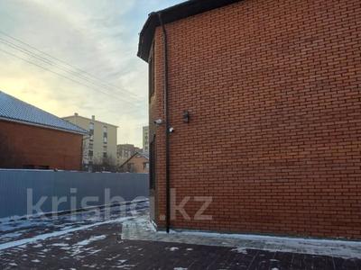 Отдельный дом · 5 комнат · 232.6 м² · 7.3 сот., Елемесова за 120 млн 〒 в Кокшетау