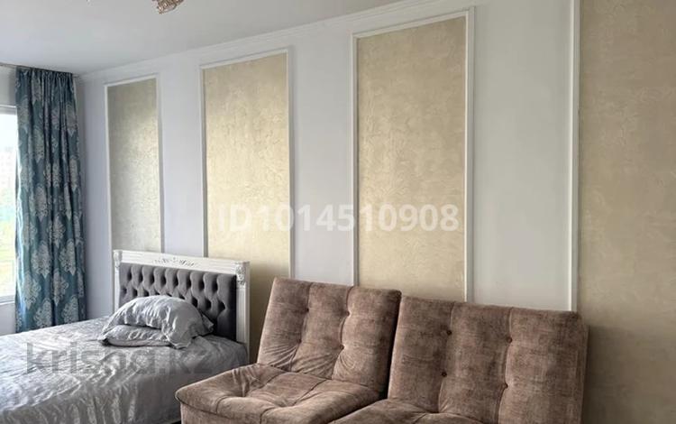 1-комнатная квартира · 48 м² · 3/9 этаж, мкр Аккент 65 за 200 000 ₸ в Алматы, Алатауский р-н — фото 2