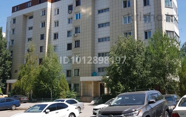2-бөлмелі пәтер · 65 м² · 3/9 қабат, Микрорайон Алтын Ауыл 17, бағасы: 180 000 ₸ в Каскелене — фото 2