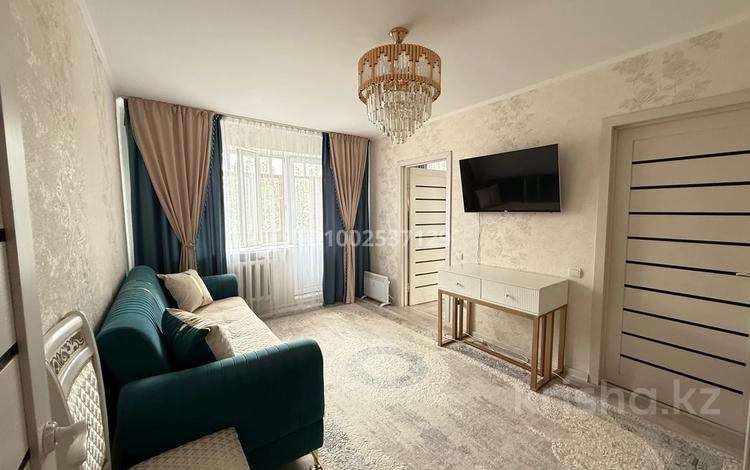 3-комнатная квартира · 47.2 м² · 3/5 этаж, Байконурова 112 за 13 млн ₸ в Жезказгане — фото 2