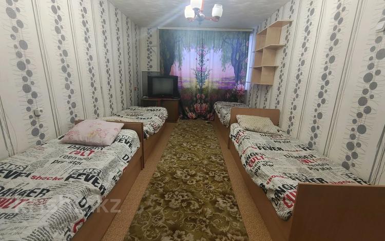 2-бөлмелі пәтер · 38 м² · 3/5 қабат, Кунаева 48 — Огонёк. центр города., бағасы: 250 000 ₸ в Риддере — фото 17