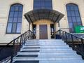 Медцентры и аптеки · 400 м² за 150 млн ₸ в Актобе, мкр 12