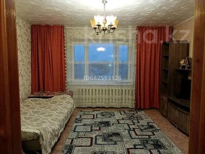 2-комнатная квартира, 77 м², 3/9 этаж посуточно, Титова 155а за 10 000 〒 в Семее