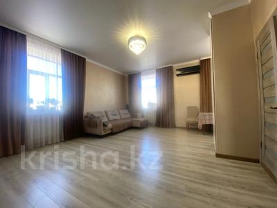 Пәтерлер в Карагандинской обл.: 3-бөлмелі пәтер · 76 м² · 3/4 қабат, Пр. Республики, бағасы: 21 млн 〒 3-бөлмелі пәтер · 76 м² · 3/4 қабат, Пр. Республики, бағасы: 21 млн 〒 в Темиртау