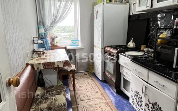 3-бөлмелі пәтер · 60.1 м² · 5/9 қабат, Назарбаева 247, бағасы: 18 млн ₸ в Уральске — фото 2