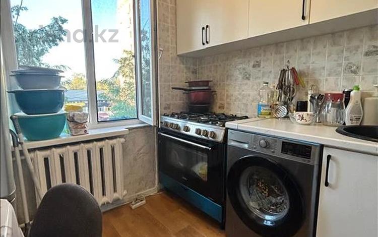 3-комнатная квартира · 58 м² · 4/4 этаж, мкр №2 за 33.5 млн ₸ в Алматы, Ауэзовский р-н — фото 12