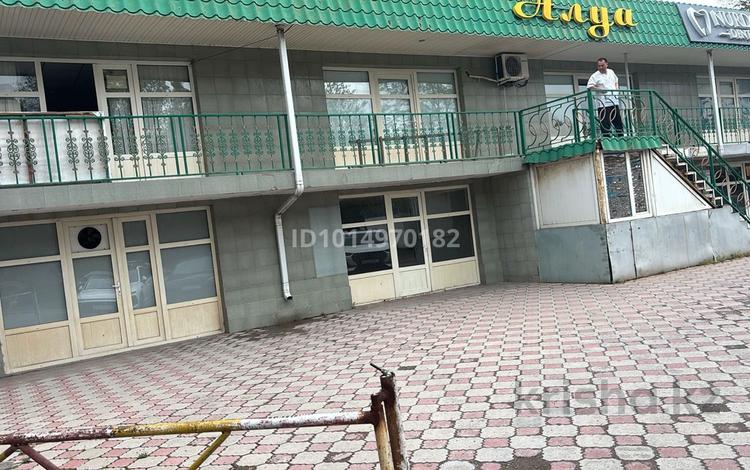 Офисы, магазины и бутики, кабинеты и рабочие места · 30 м² за 100 000 ₸ в Шымкенте, Аль-Фарабийский р-н — фото 3